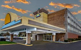 Days Inn Livonia Mi